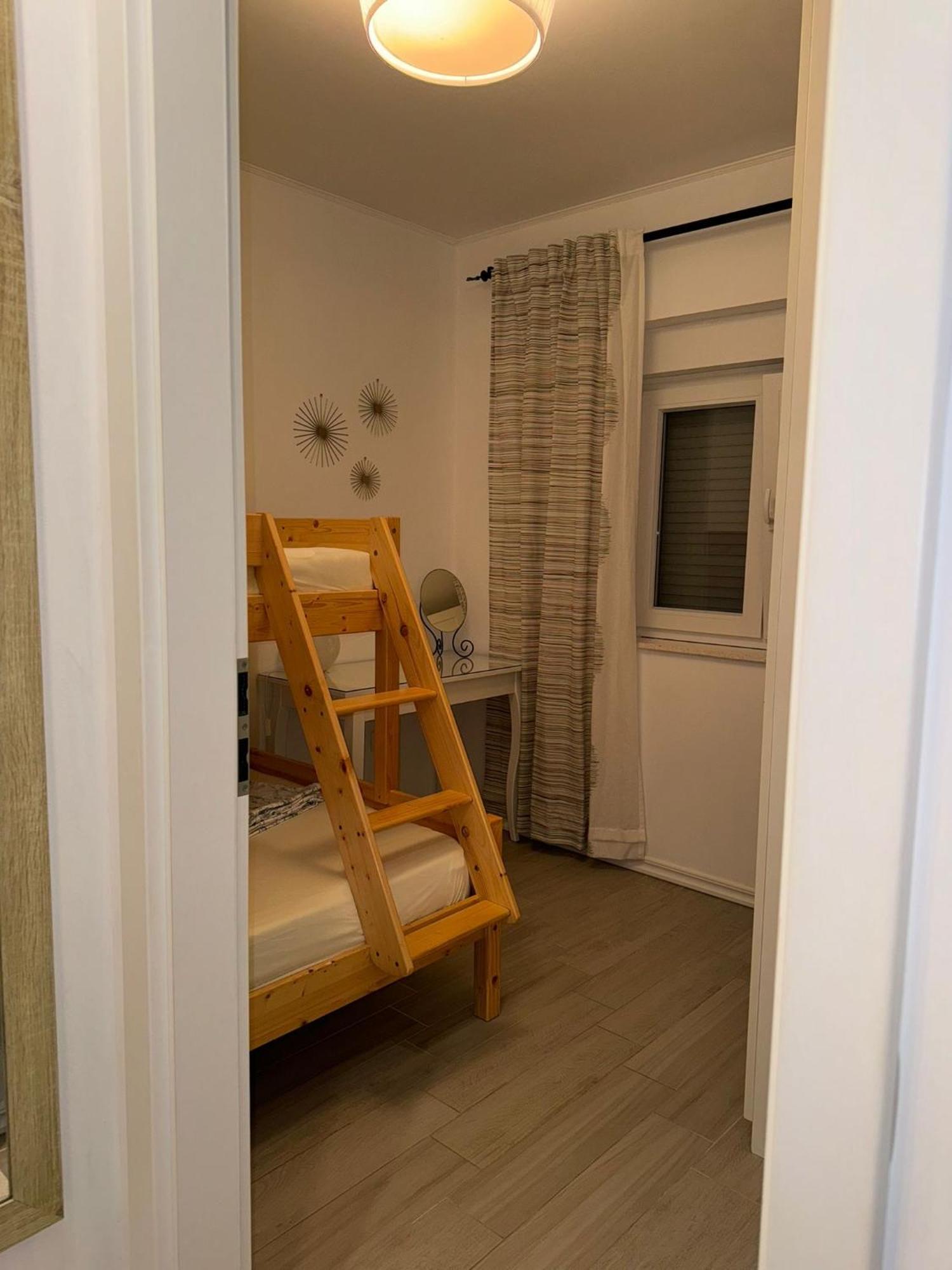Apartman Dukic Okrug Gornji Extérieur photo