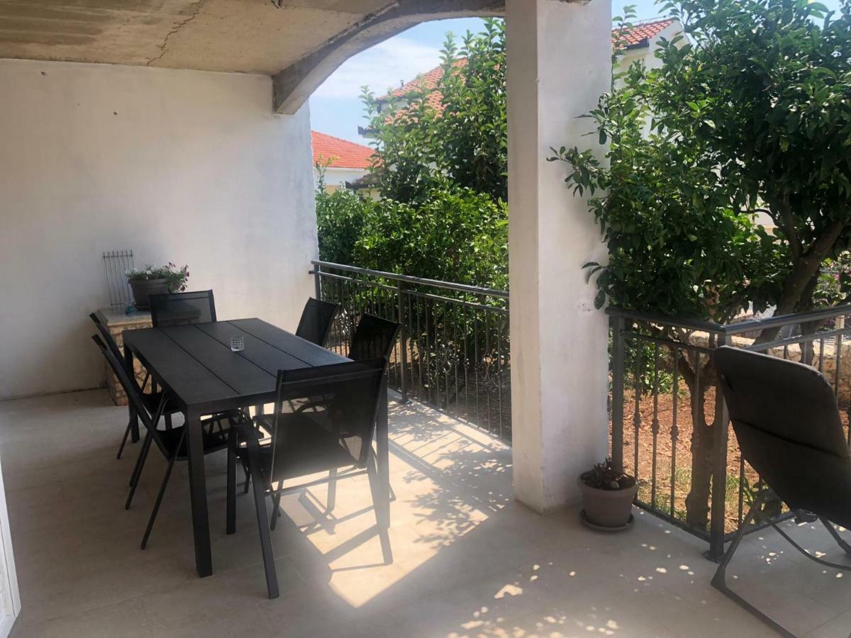 Apartman Dukic Okrug Gornji Extérieur photo